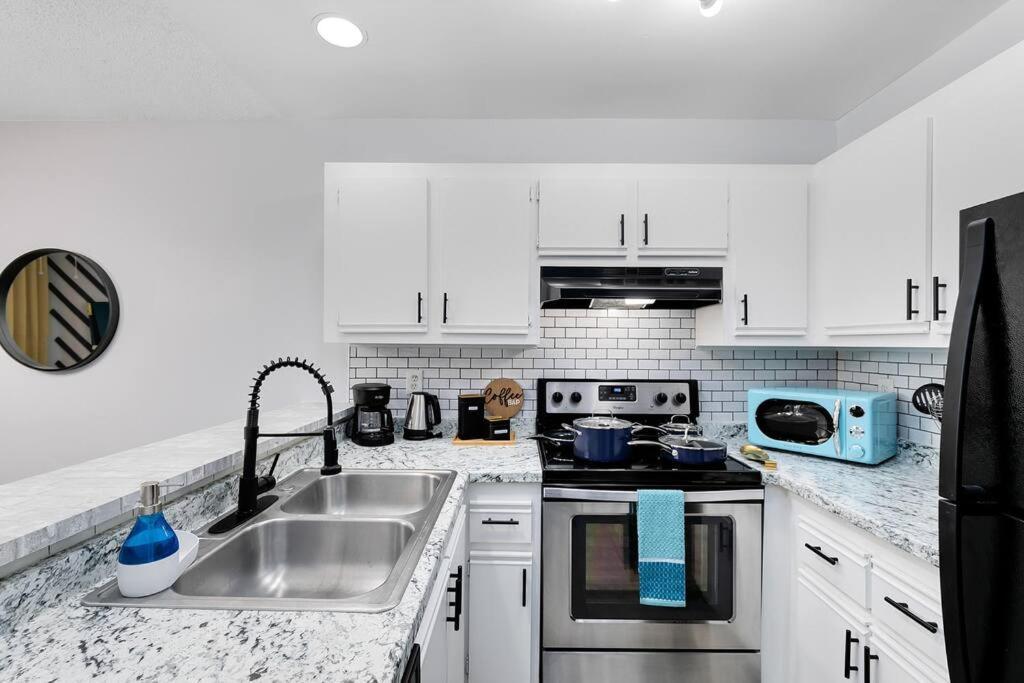 Oasis 203 - Symmetry & Serenity Titusville Exterior foto